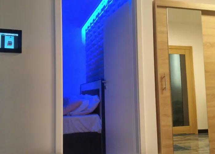 Apartment Intelliparts *